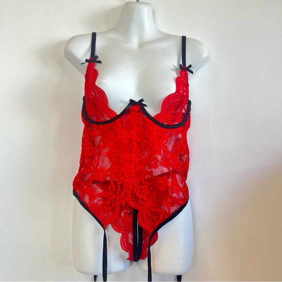 Lingerie Open Cup Lace Bustier - Picture 4 of 8